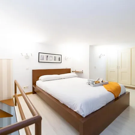 Apartamentos Puerta Del Sol I Madrid Extérieur photo
